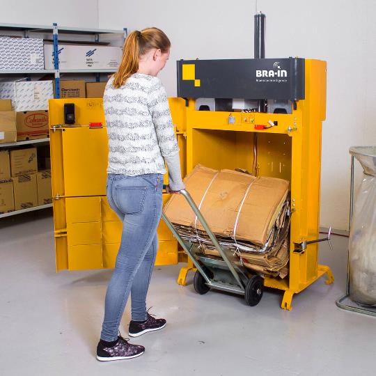 Преса за балиране Bramidan B3 Преса за балиране Bramidan B3