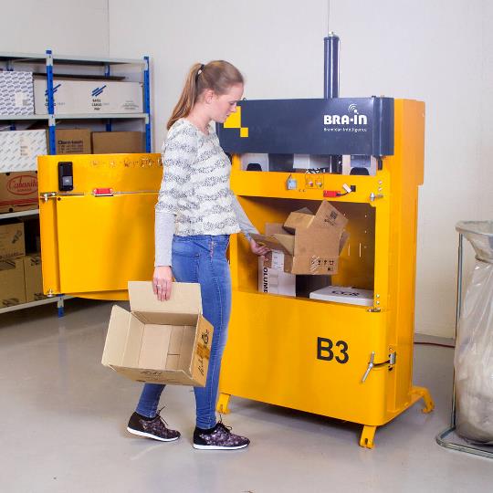 Преса за балиране Bramidan B3 Преса за балиране Bramidan B3